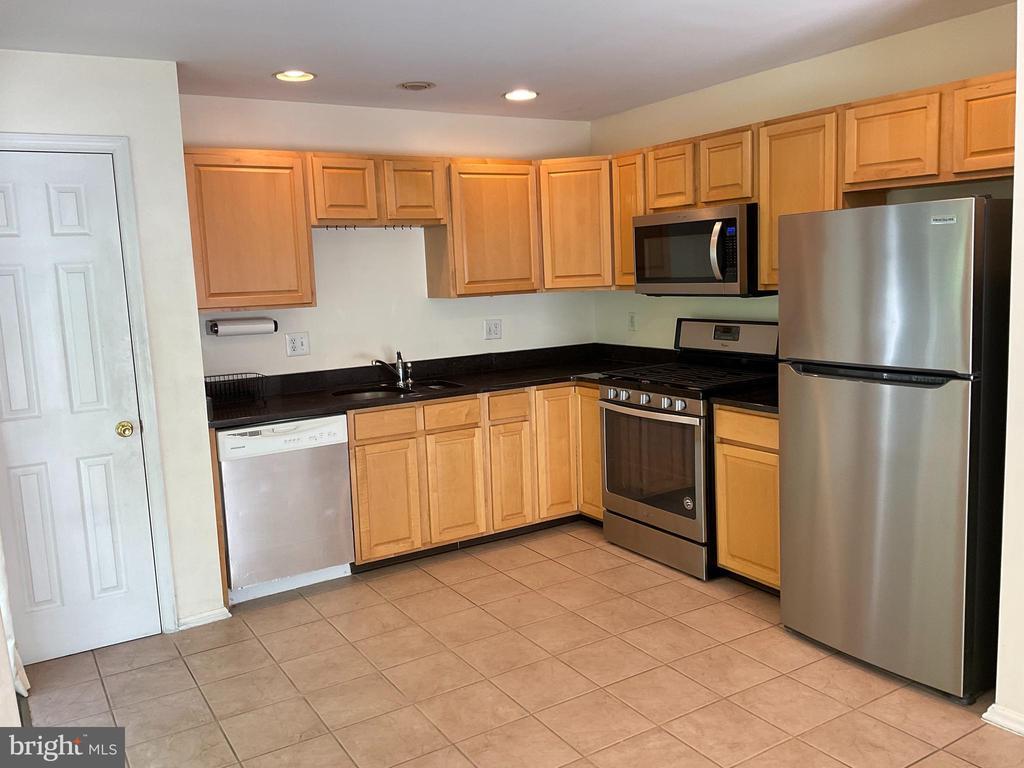 Foto principal - 713 Barton Run Blvd