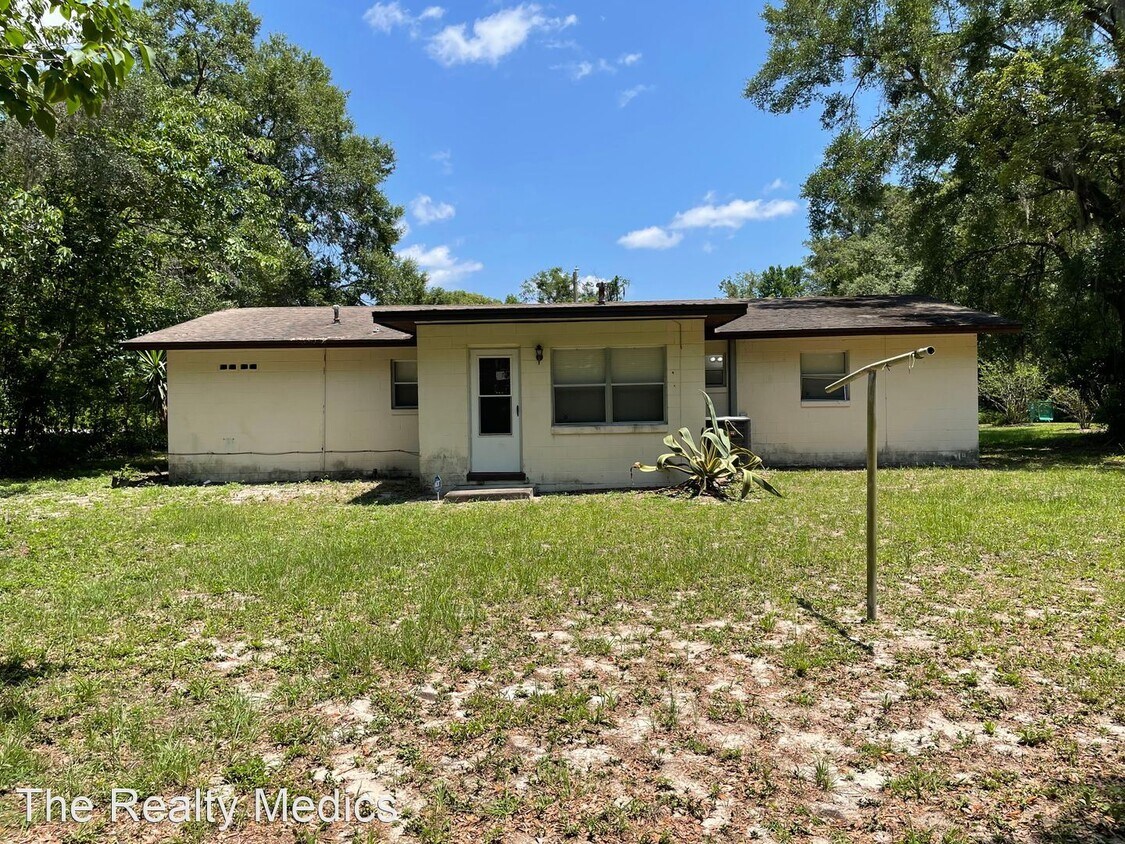 526 S Thompson Ave, DeLand, FL 32720 House Rental in DeLand, FL