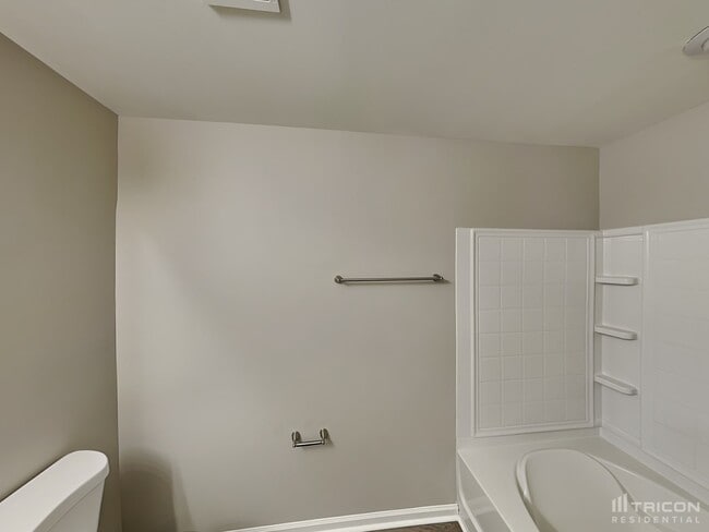 Building Photo - 1511 Gambill Wood Drive Smyrna TN