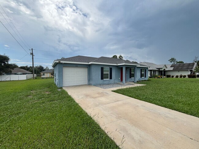 Building Photo - 103 Marion Oaks Dr