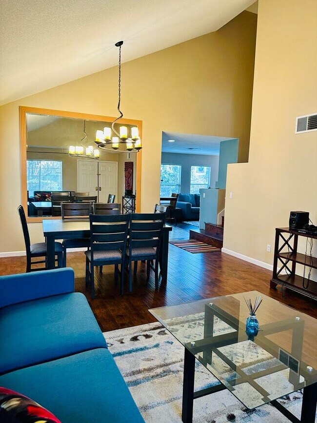 Building Photo - 4297 Verdigris Cir