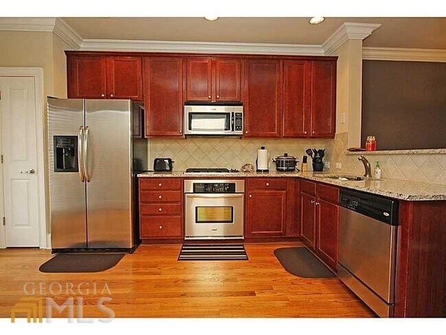 Building Photo - 835 Perennial Dr