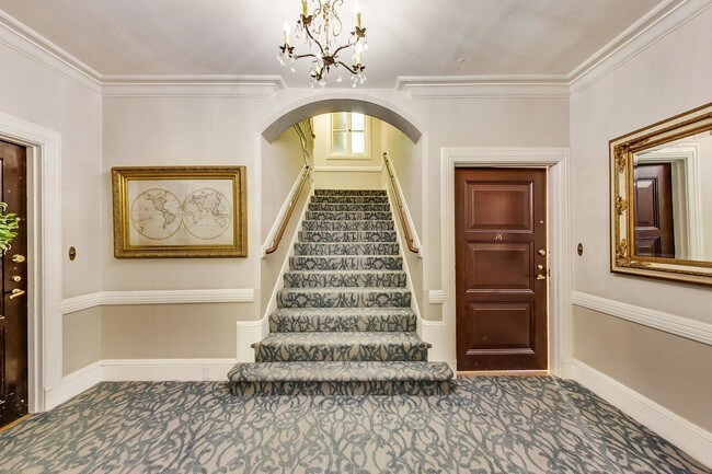 Building Photo - 3 bedroom in San Francisco CA 94108