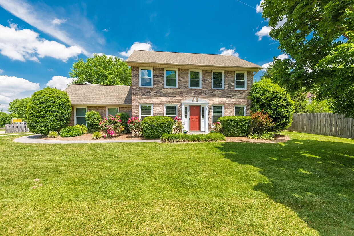 Photo - 8705 Mill Run Dr (Knoxville, TN)