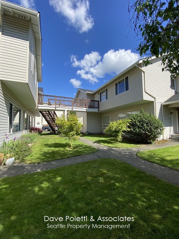 Foto del edificio - 8860 Midvale Ave N