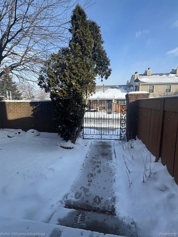 Foto del edificio - 22313 Peach Tree