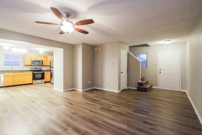 Foto del edificio - 824 Olmsted Dr