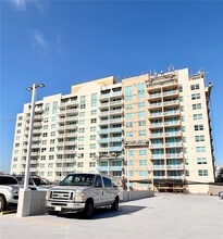 Building Photo - 2665 SW 37th Ave