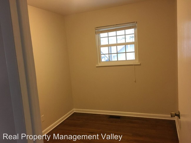 Building Photo - 6293 East Dr