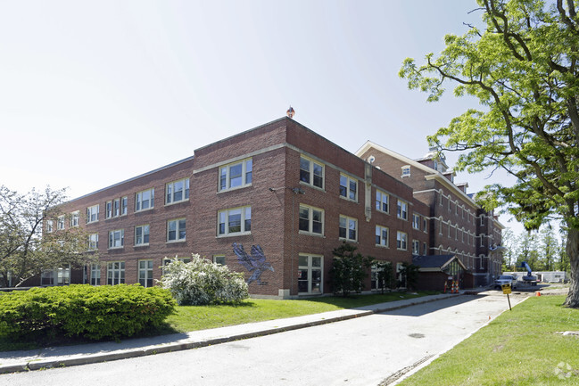 Building Photo - Liberty House at Cambrian Rise