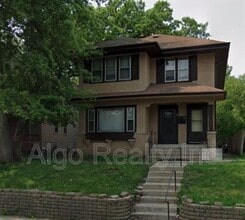 Building Photo - 1415 N Logan Ave