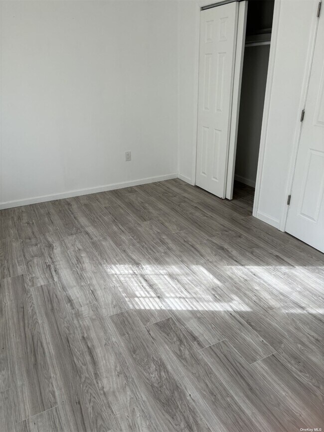 Foto del edificio - 141-18 116th Ave