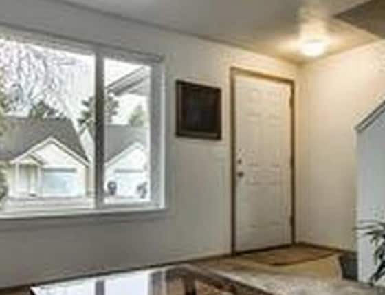 Foto del edificio - 416 22nd Ave SW