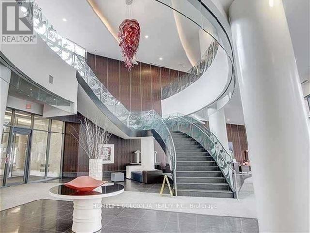 Building Photo - 5168 Yonge St