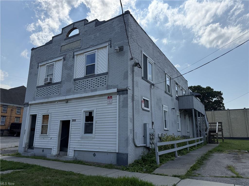 Foto principal - Seneca Ave