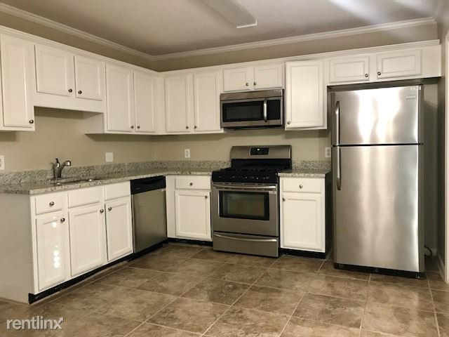 Building Photo - 3 br, 2 bath House - 186 Cedar Bend Dr