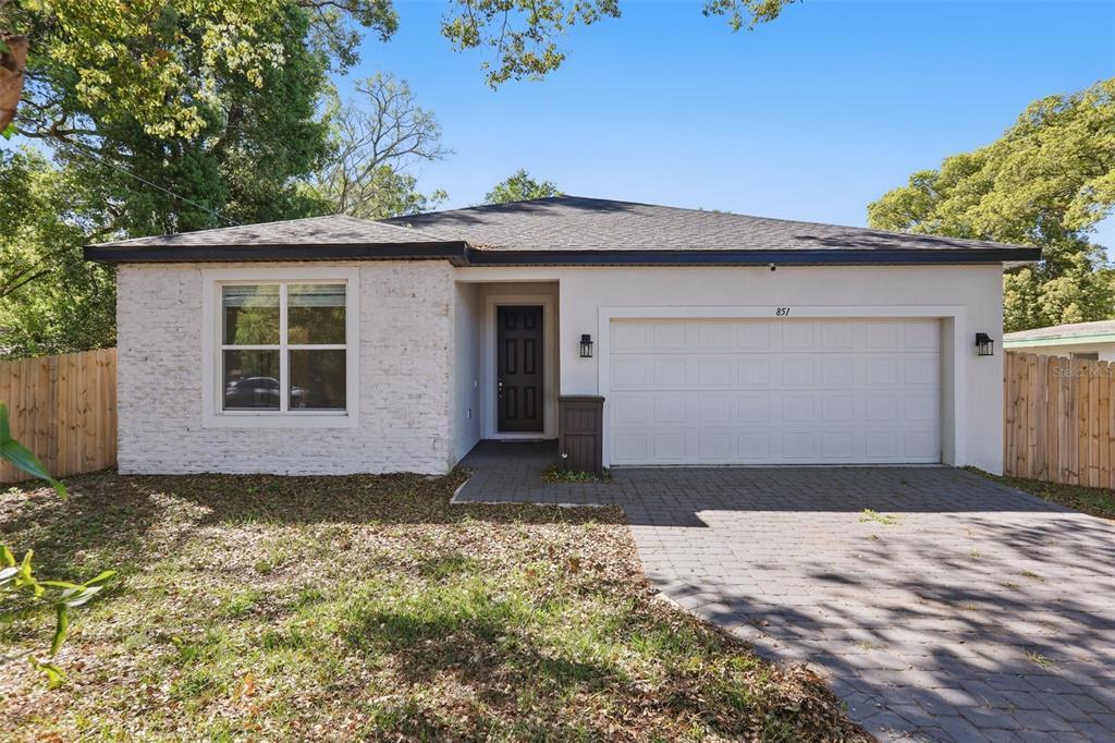 Foto principal - 851 W 24th Pl