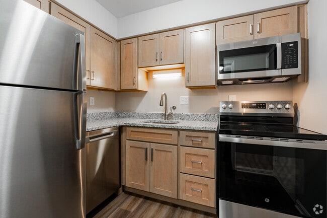 Interior Photo - Chatsworth Park Apartments