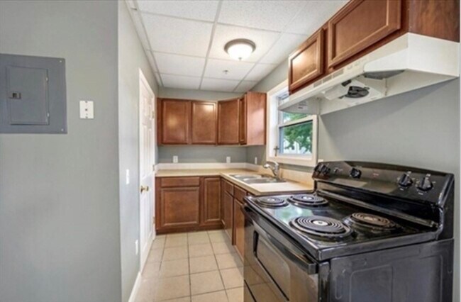 Foto del edificio - 151 Whipple St