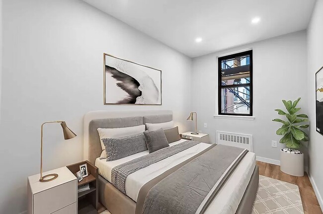 Foto del edificio - 453 W 48th St