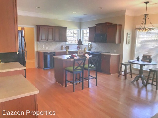 Foto del edificio - 172 Dairy Farm Rd