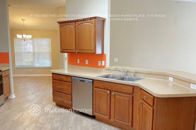 Building Photo - 218 Compass Rose Dr