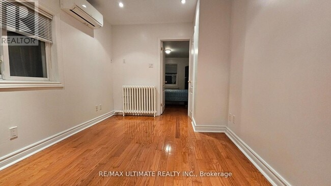 Building Photo - 389 Westmoreland Ave N