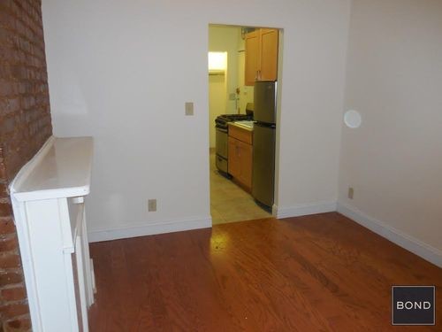 Foto del edificio - 423 E 73rd St