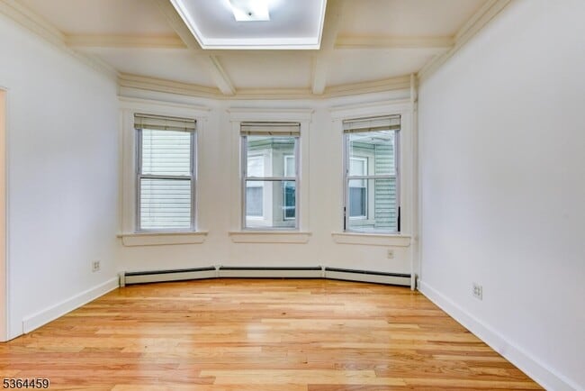 Building Photo - 24 Eckert Ave