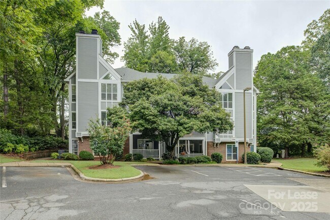 Foto del edificio - 2506 Cranbrook Ln