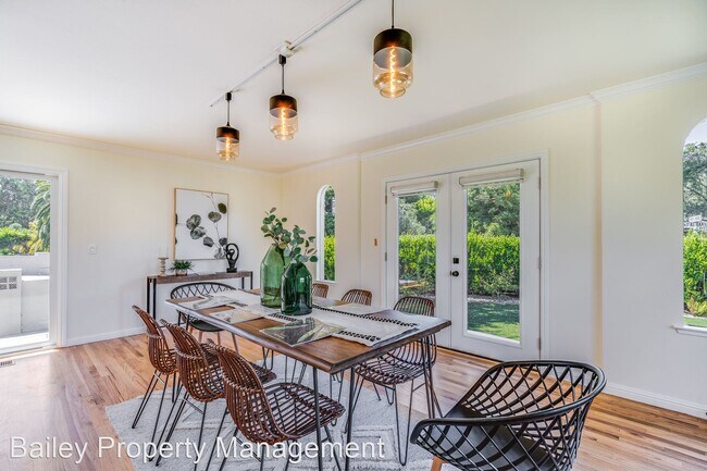 Building Photo - 3 br, 3 bath House - 260 Camino Al Barranco