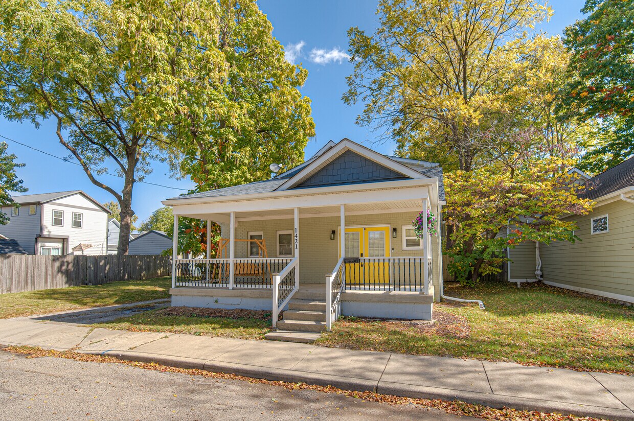 Foto principal - 1421 Laurel St
