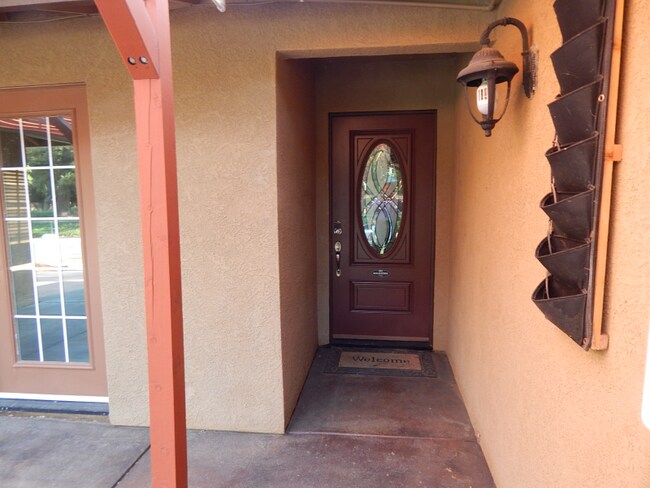 Foto del edificio - 3211 Whaler Ave