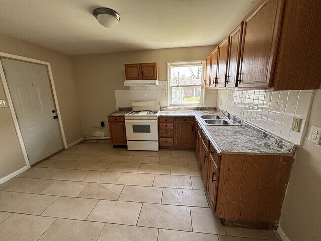 Foto del edificio - Your ideal home in Gary!