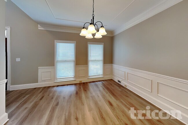 Foto del edificio - 1040 Huntcliff NE