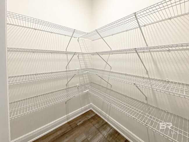 Building Photo - 13204 Shoshoney Cir