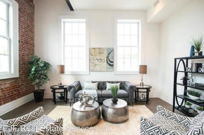 Building Photo - 2 br, 2 bath House - 901 D Street NE Unit 204