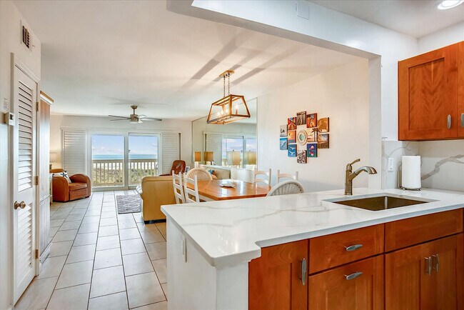 Building Photo - 6100 A1A S