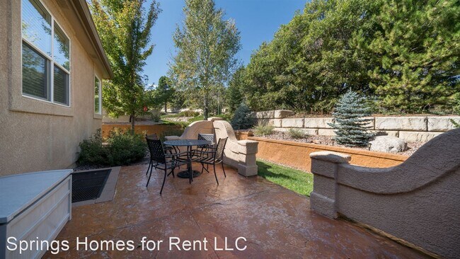 Building Photo - 4 br, 3 bath House - 4734 Julliard DR