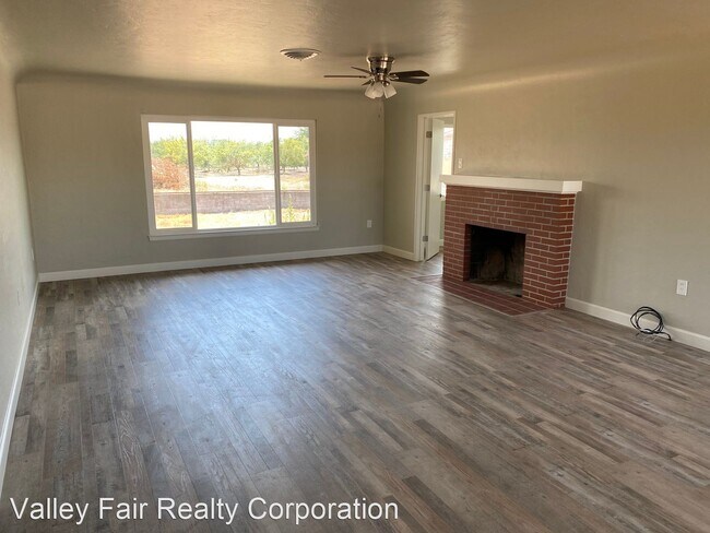 Building Photo - 4924 Colusa Hwy