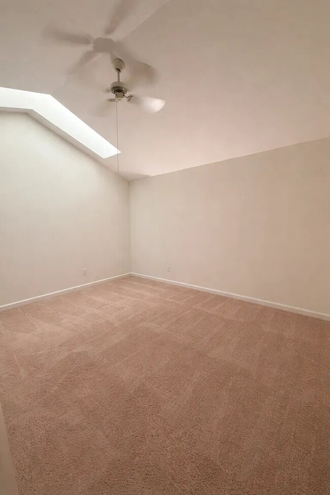 Foto del edificio - 31-33 Railroad St