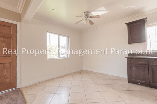 Building Photo - 3831 Wall St