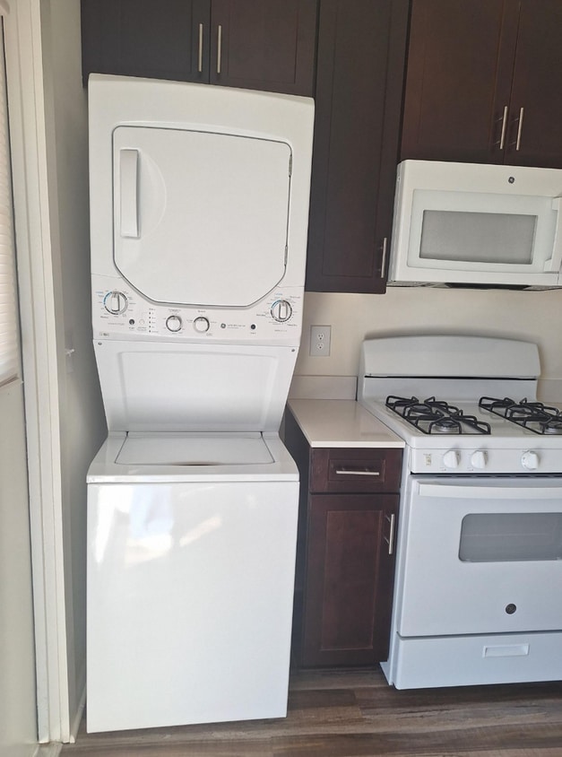 Building Photo - Clairemont Duplex