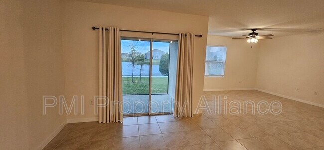 Foto del edificio - 2869 Sunridge Lp