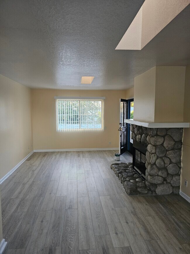 Foto del edificio - 417 N Glenwood Pl