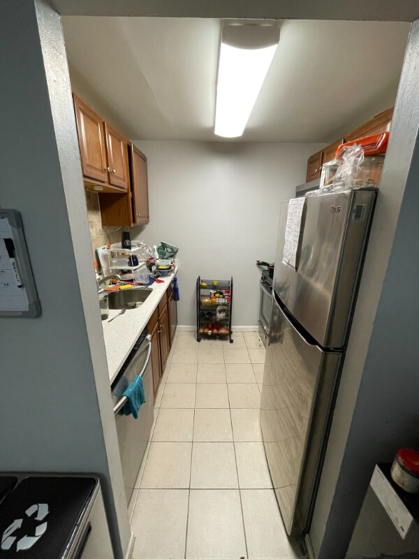 Foto del edificio - 8703 Hayshed Ln