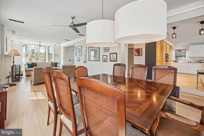 Foto del edificio - 5801 Potomac Ave NW