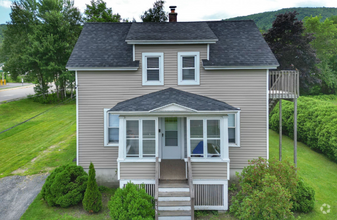 Building Photo - 173 Main St