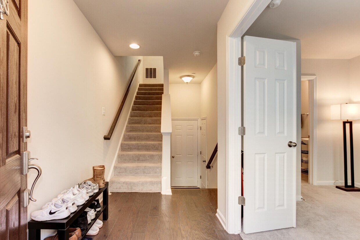 7123 Brick Kiln Cir, Beltsville, MD 20705 House Rental in Beltsville