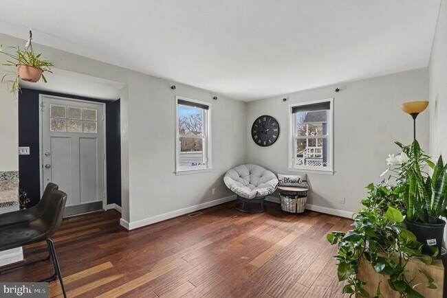 Foto del edificio - 2507 Glencoe Rd